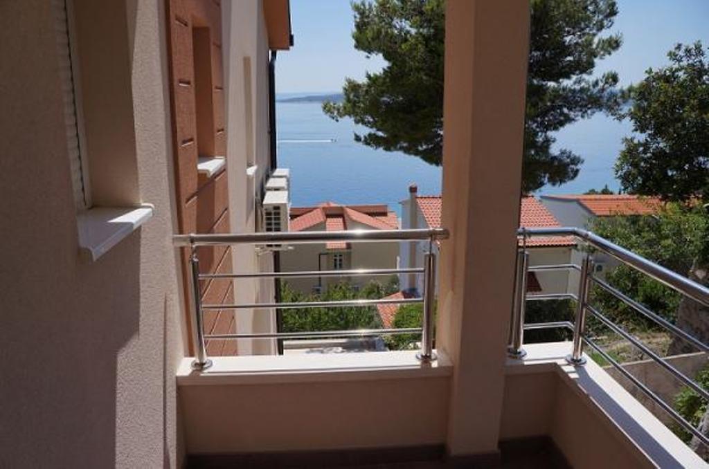 Apartments Karlo Baška Voda Εξωτερικό φωτογραφία