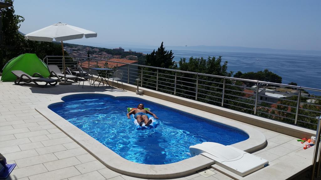 Apartments Karlo Baška Voda Εξωτερικό φωτογραφία