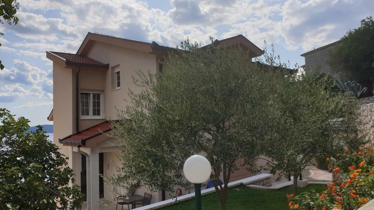 Apartments Karlo Baška Voda Εξωτερικό φωτογραφία
